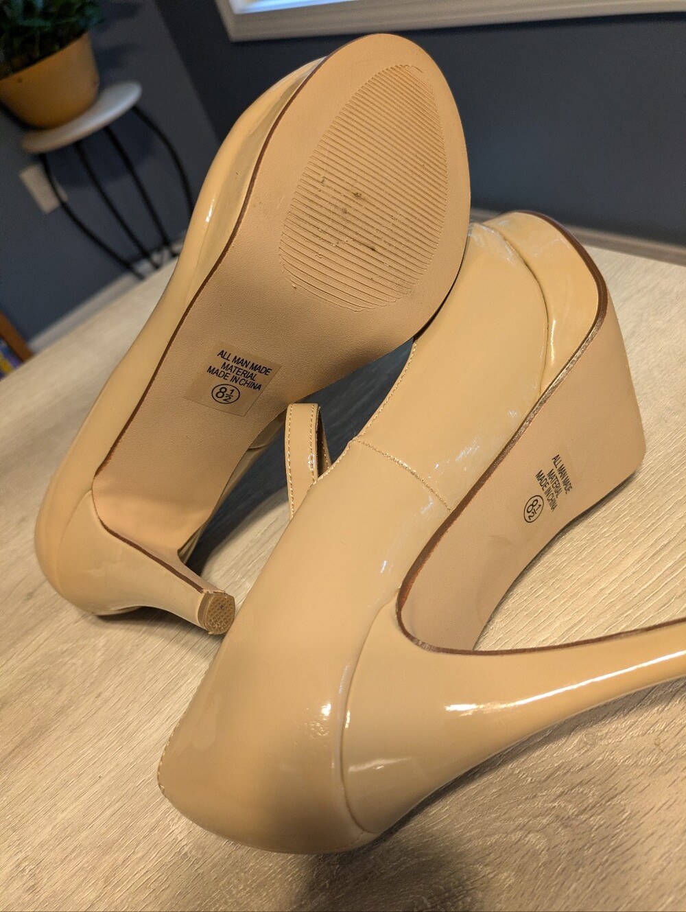 Classic Nude Mary Jane High Heels - Picture 6 of 7
